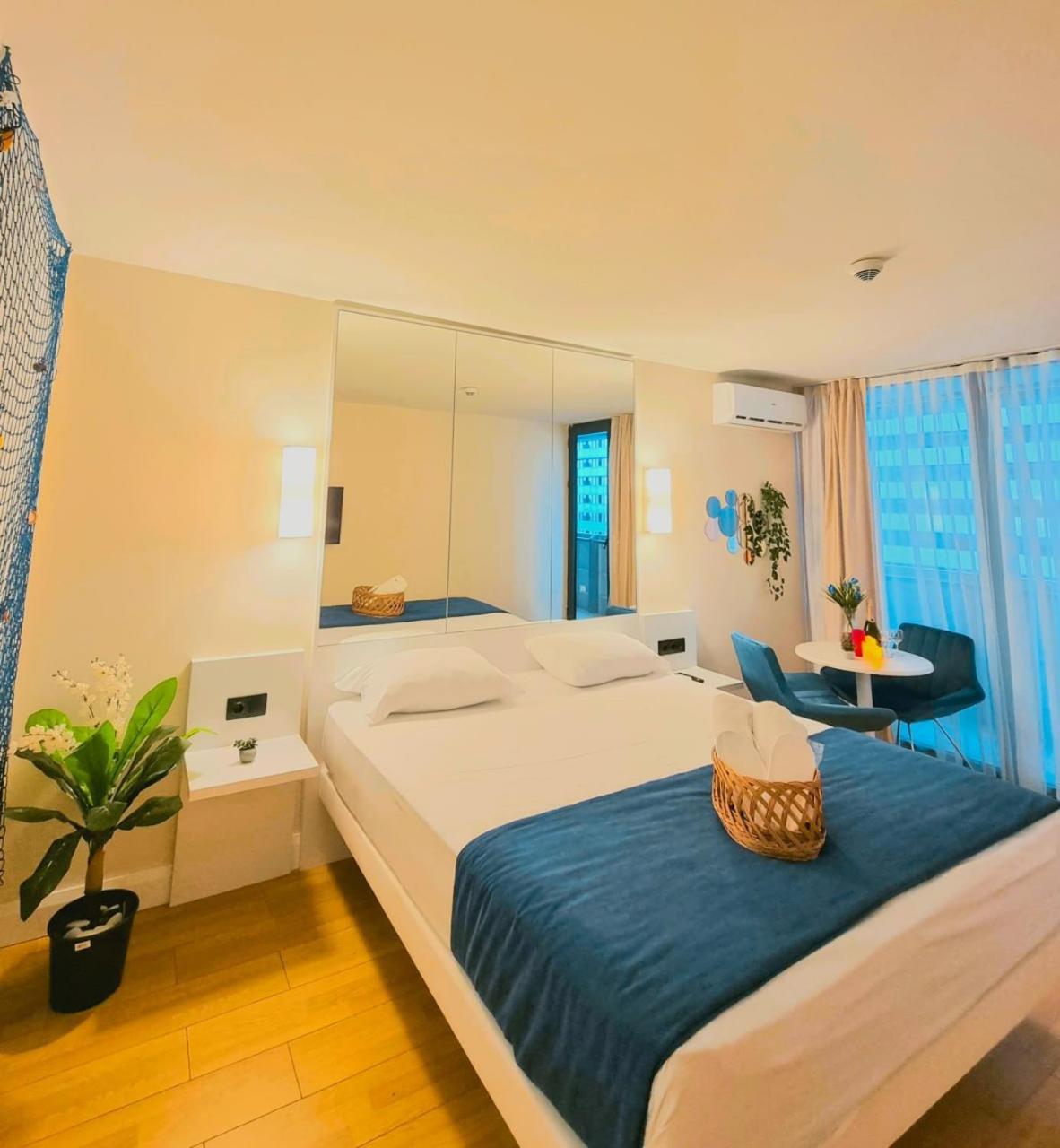 Orbi City Aparthotel Батумі Екстер'єр фото