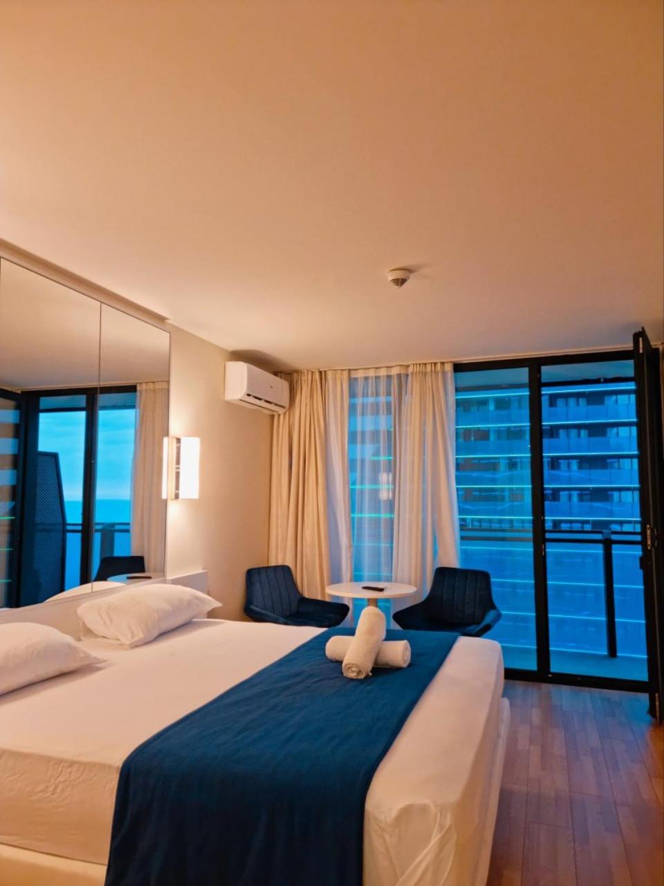 Orbi City Aparthotel Батумі Екстер'єр фото
